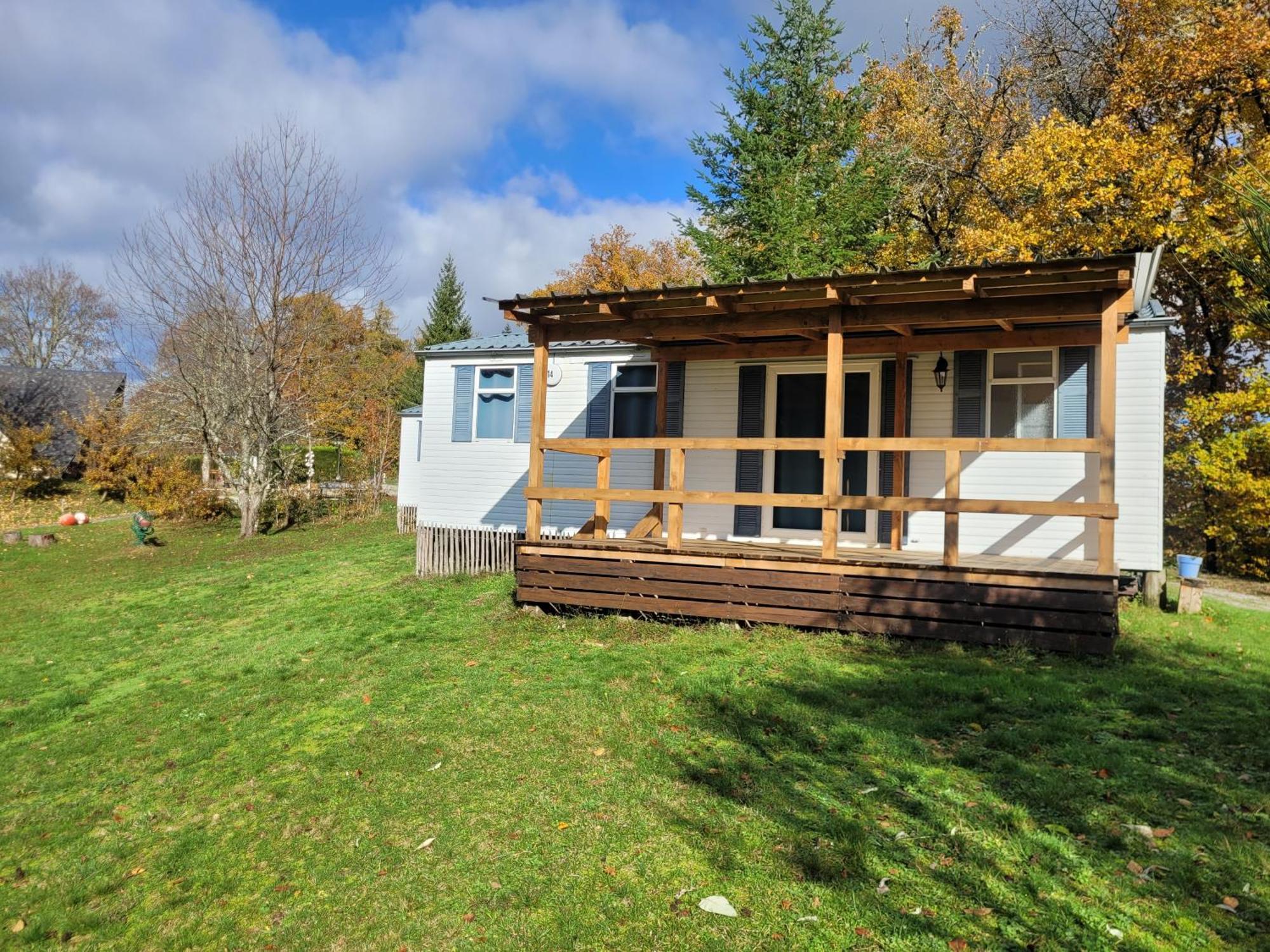 Stacaravan 6 Persoons - Camping Le Soustran Neuvic  Exteriör bild