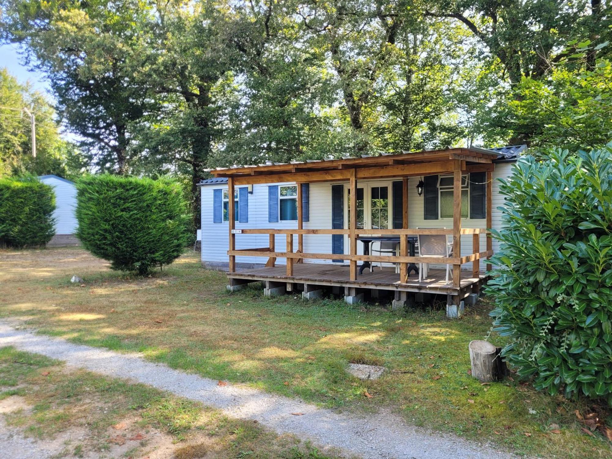 Stacaravan 6 Persoons - Camping Le Soustran Neuvic  Exteriör bild